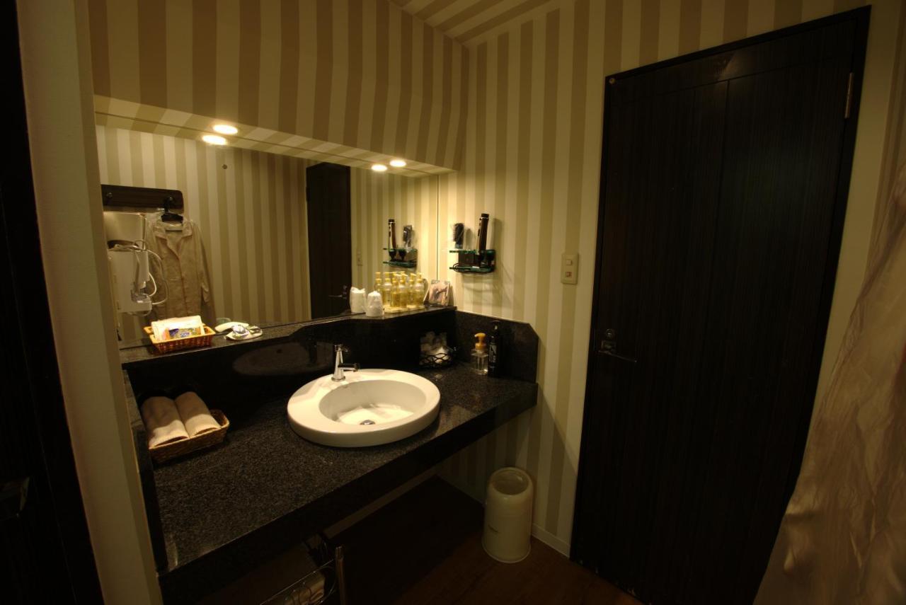 Hotel Allure (Adults Only) Nagoya Esterno foto