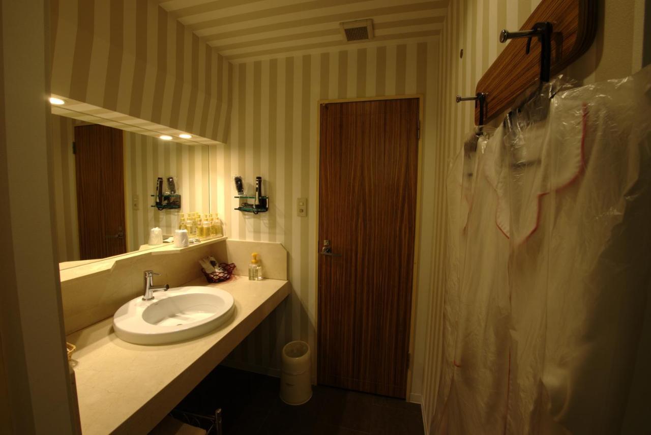 Hotel Allure (Adults Only) Nagoya Esterno foto