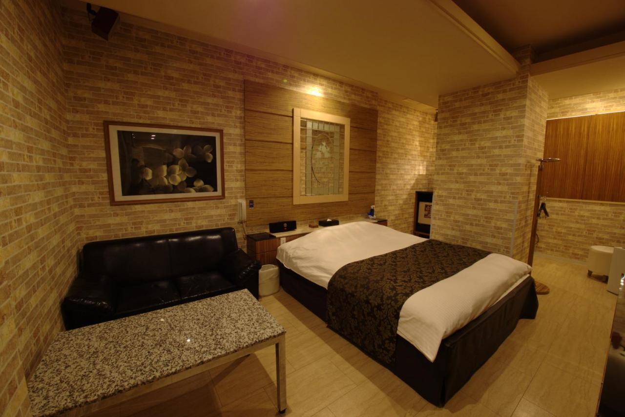 Hotel Allure (Adults Only) Nagoya Esterno foto